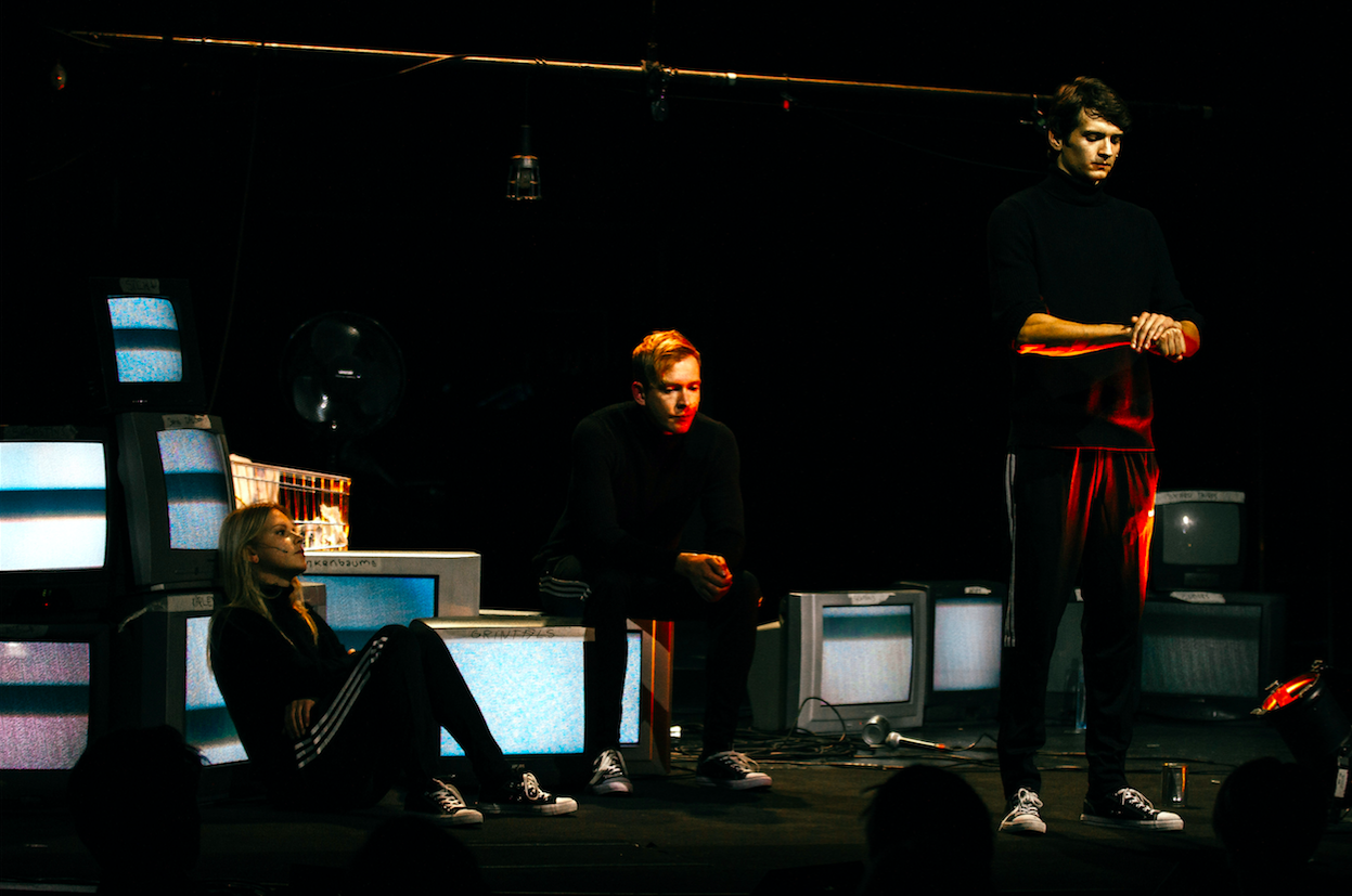 Skats no izrādes // Foto – Arita Germova